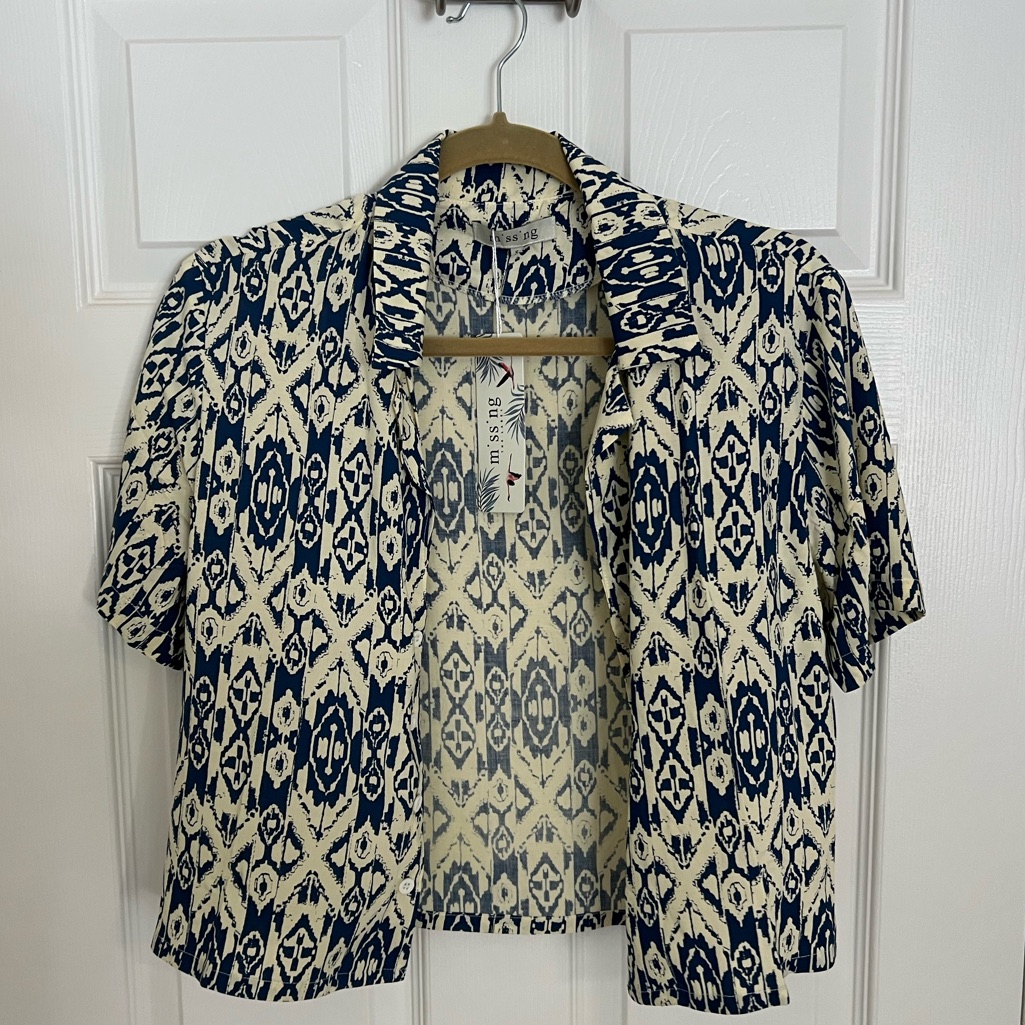 Button Down Crop Top - Small
